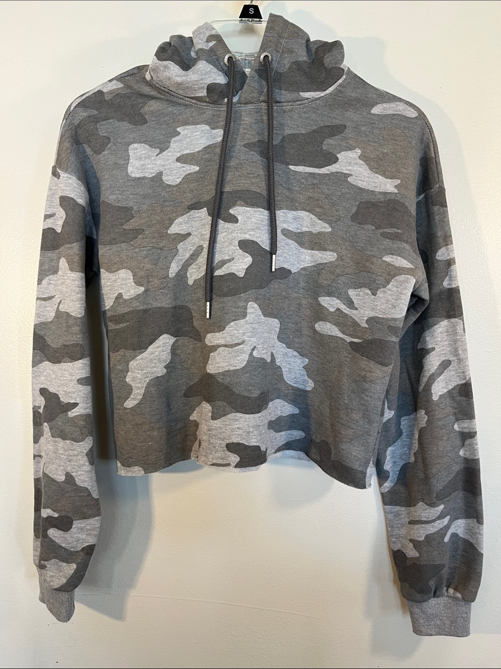 Garage Grey Camo Cropped Hoodie
